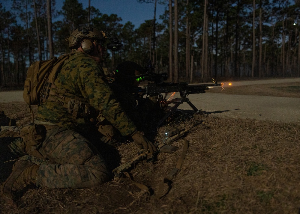 Day &amp; Night: ‘Comanche’ Marines execute an amphibious raid