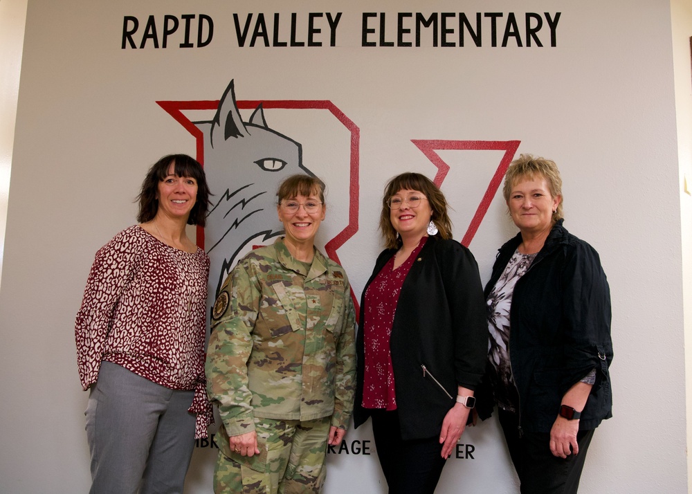 Recruiting Service program inspires youngsters with music, spirit to serve
