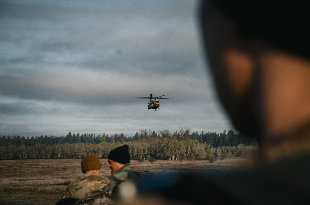 Washington National Guard pilots support static line jump