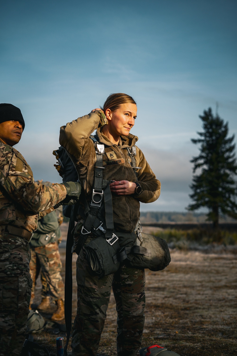 Washington National Guard Special Forces prep for recertification jump