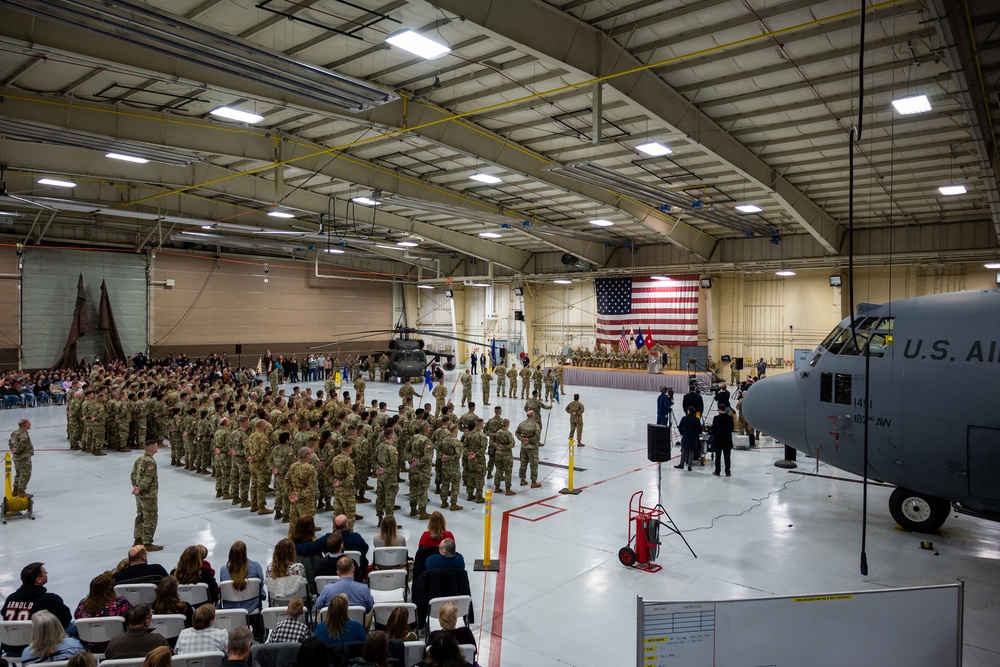 1-106th Assault Helicopter Battalion Mobilization Ceremony