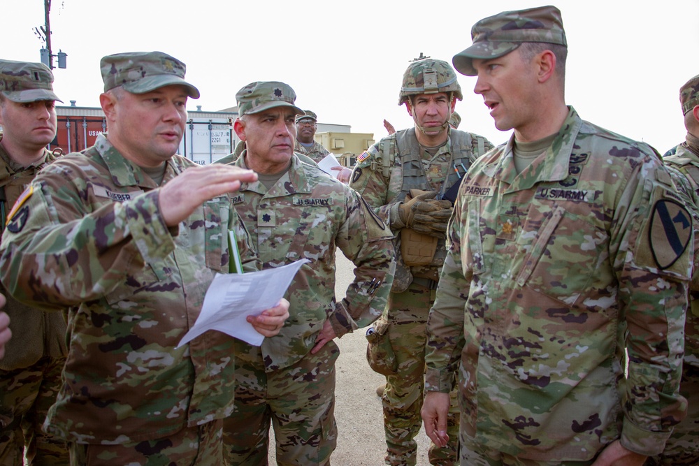 1st Cav Headquarters Hones Skills Through Field Training