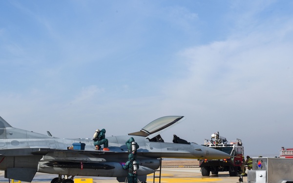 Red Devil Fire Dawgs, ROKAF – hot on the scene