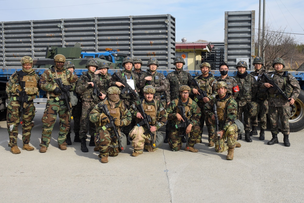 USAF, ROKAF team up for munitions convoy training