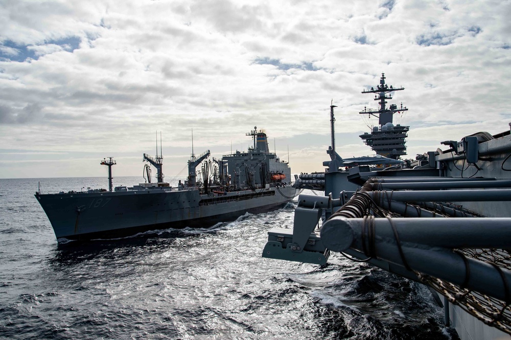 USS Carl Vinson (CVN 70) conducts a replenishment-at-sea with USNS Henry J. Kaiser (T-AO 187)