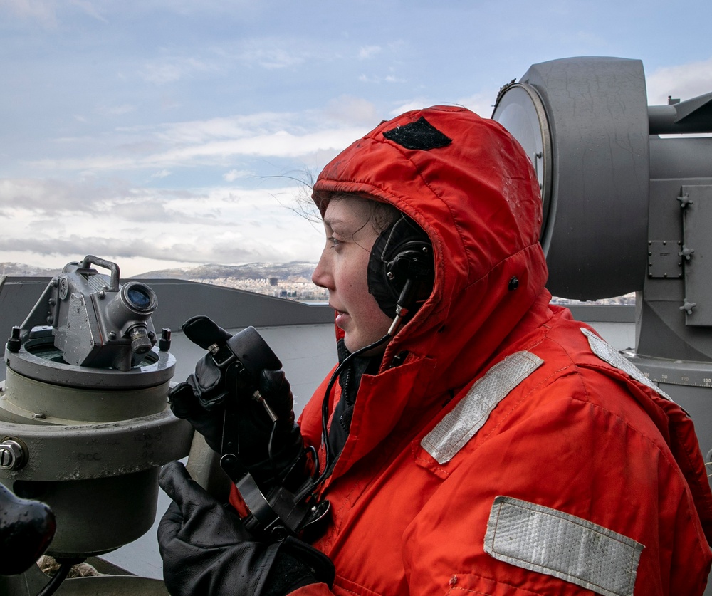 USS George H.W. Bush (CVN 77) Arrives in Piraeus, Greece