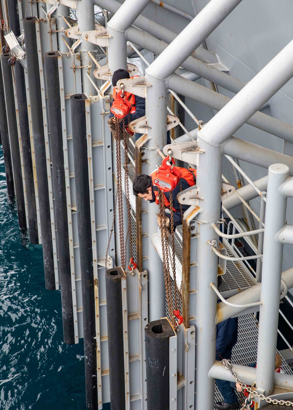 USS George H.W. Bush (CVN 77) Departs Piraeus, Greece