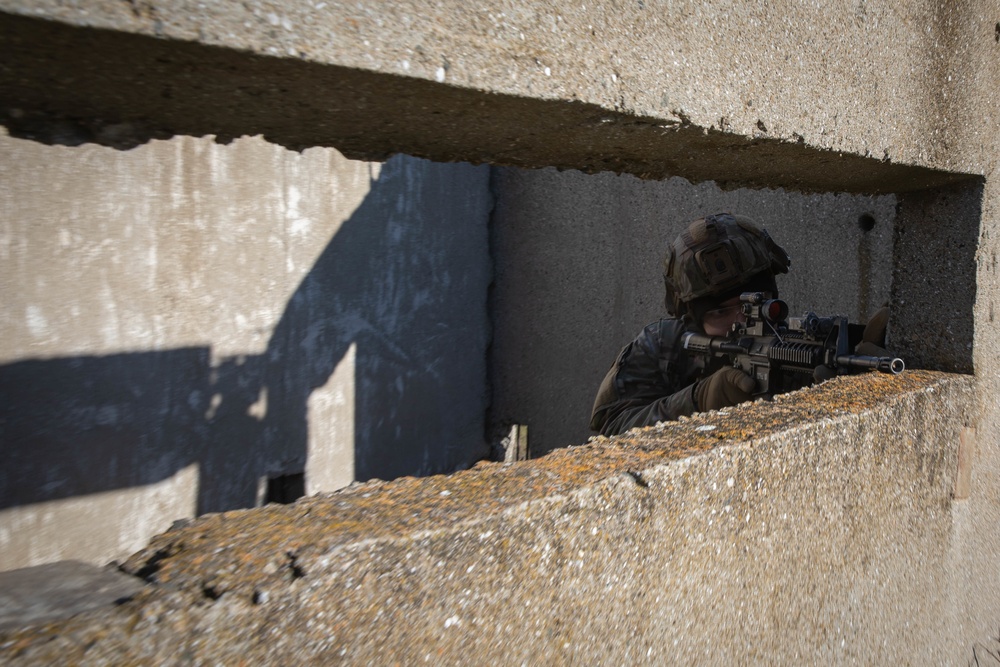 173rd Airborne Brigade train at the Novo Selo Training Site in Bulgaria