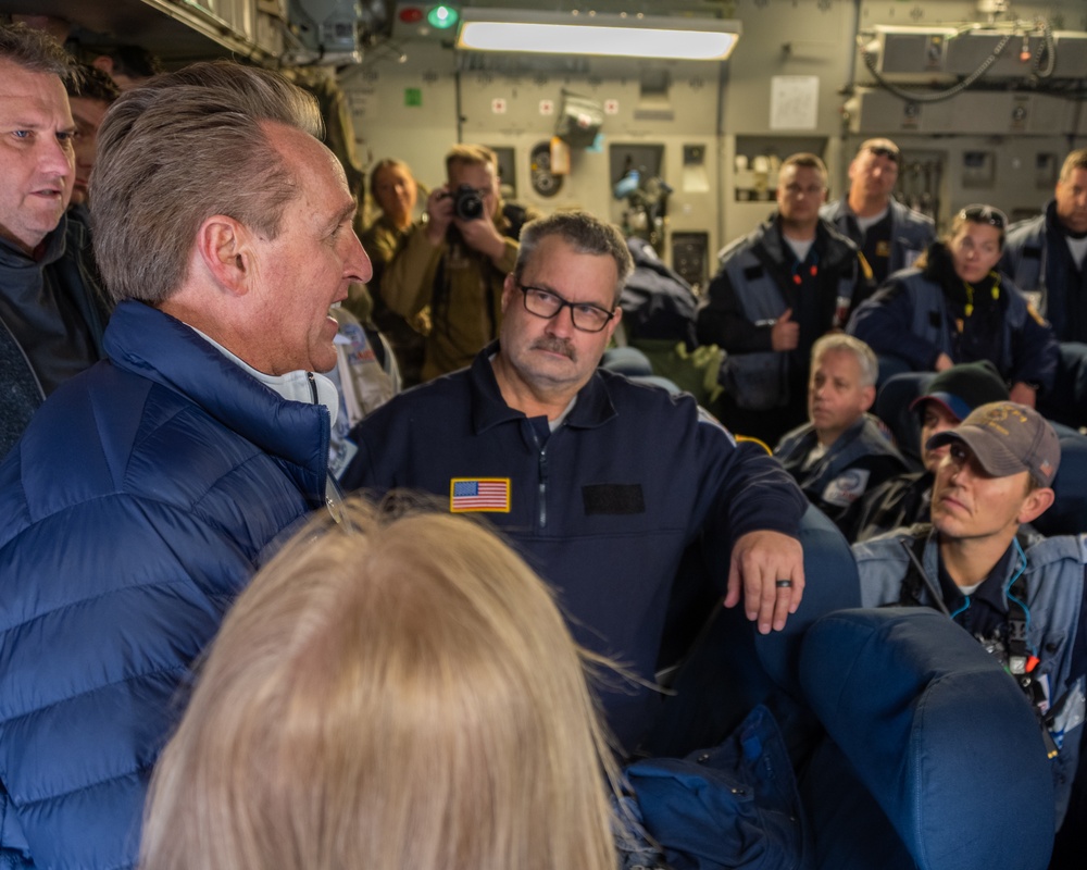U.S. Ambassador Jeffry Flake greets USAID volunteers arriving to Incirlik AB