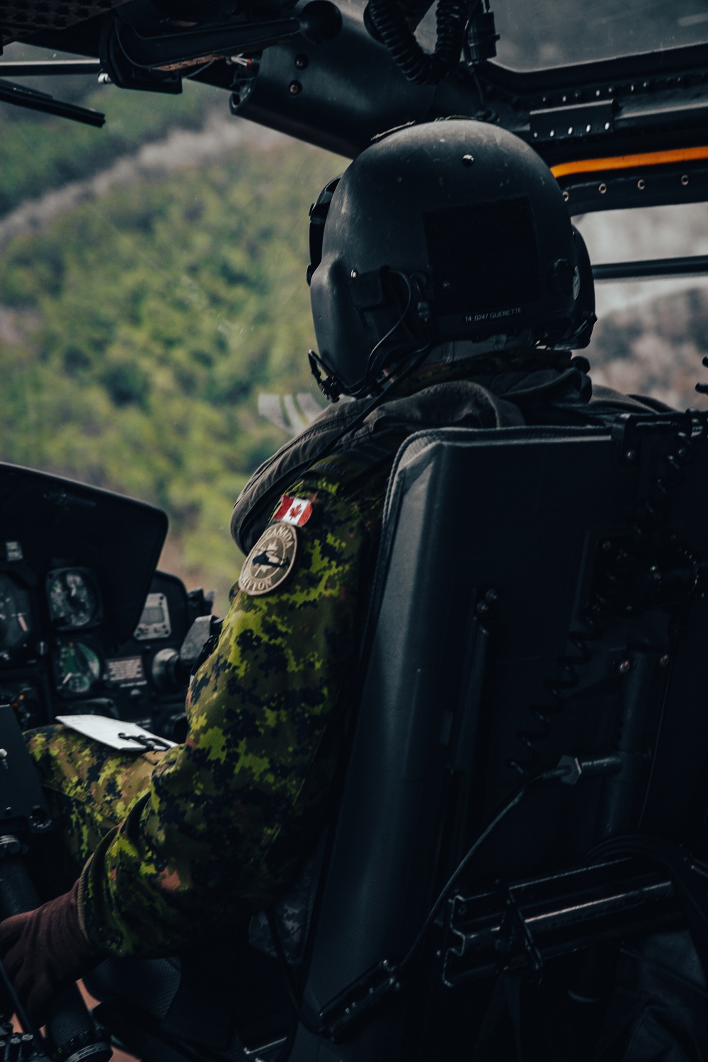 Royal Canadian Air Force conduct the Flight Engineer Instructor Course on MCAS New River