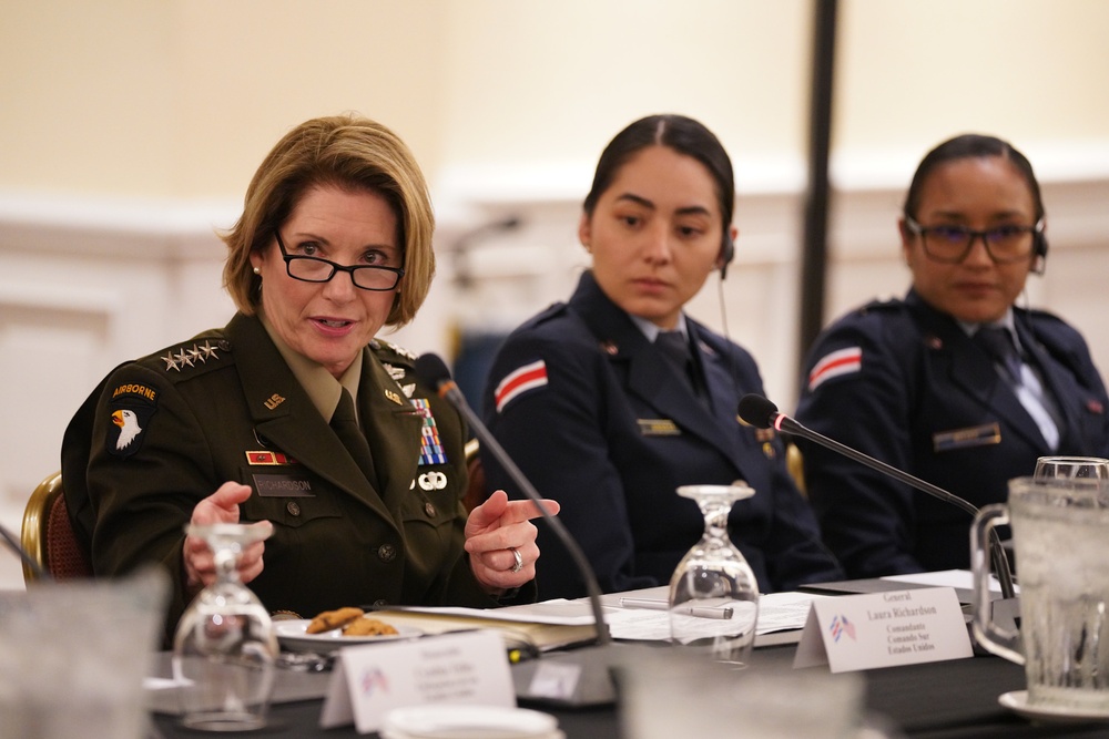 Gen. Laura Richardson visits Costa Rica