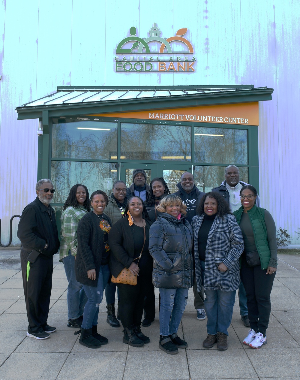 CNIC Employee’s Research Group (ERG), gathers together at the Capital Area Food Bank