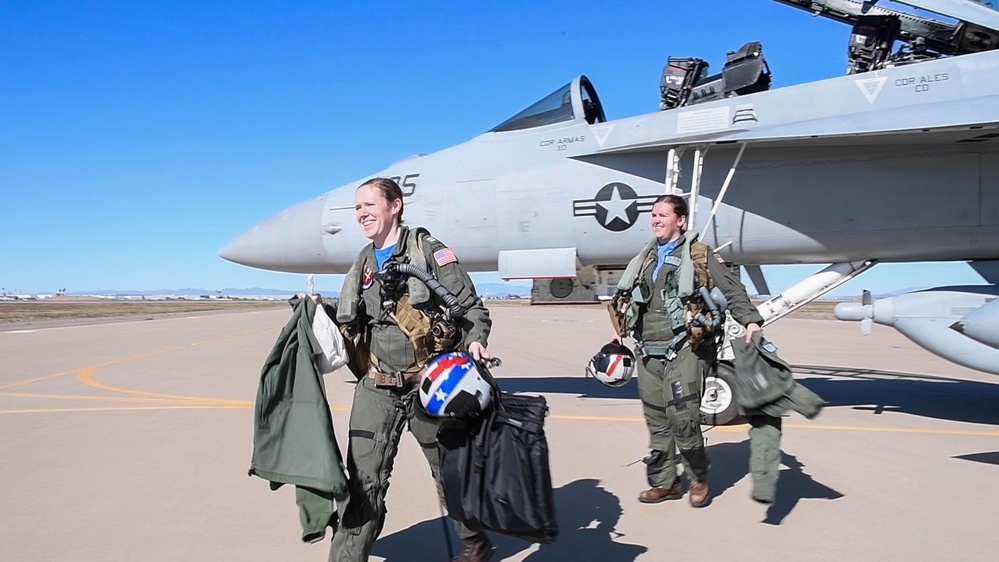 VFA-97, VFA-122, VAQ-129 arrive in Arizona ahead of Super Bowl LVII