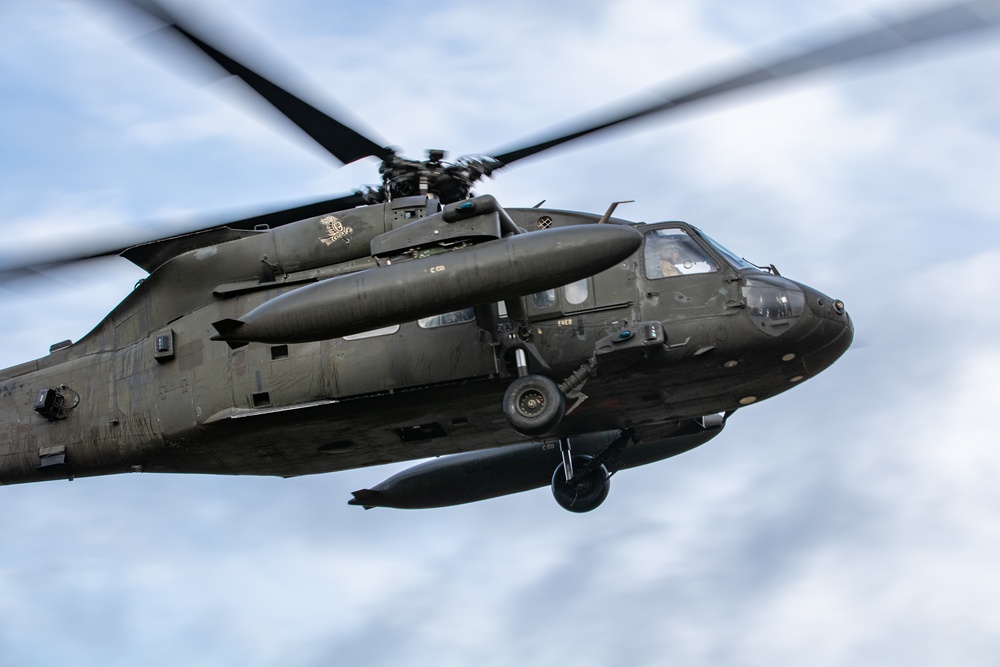 UH-60M Black Hawk training flight