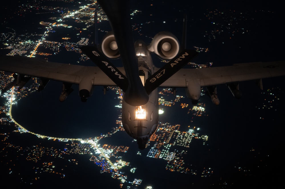 50th ARS refuels A-10s