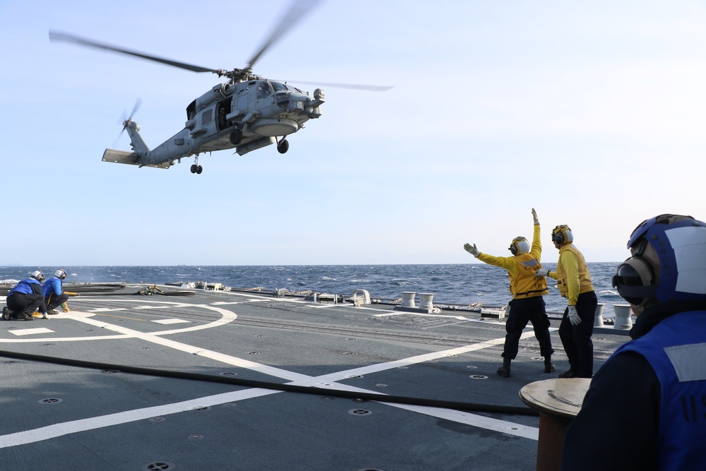 USS Howard (DDG 83) Conducts Helicopter In-Flight Refueling