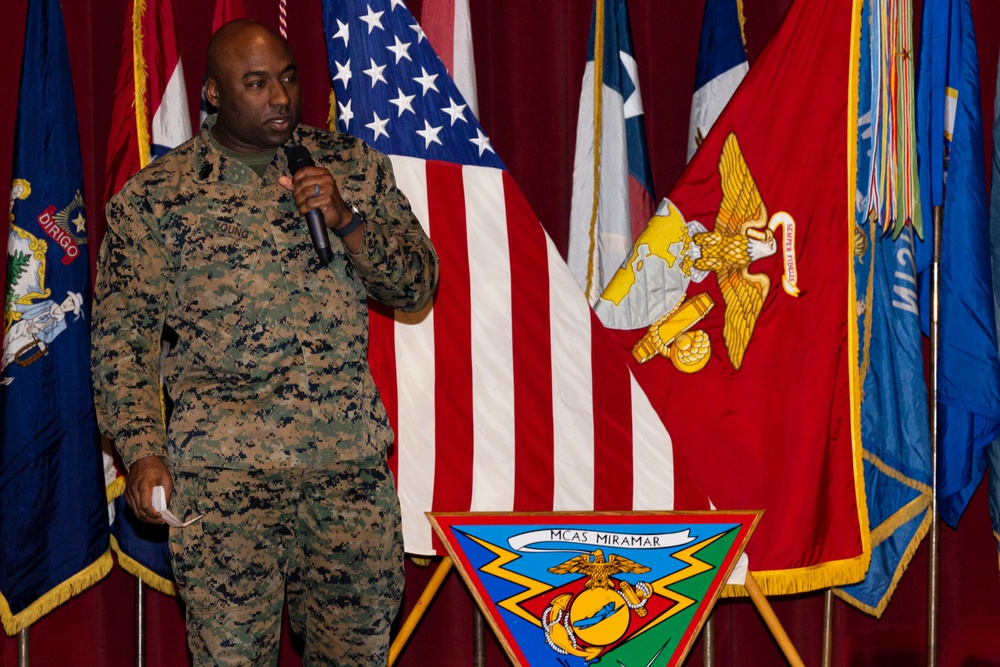 Sgt. Maj. Young Takes Sword of Office at MCAS Miramar