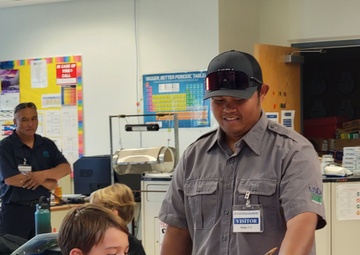 USDA Staff Teach McCool Students About Invasive Ungulates