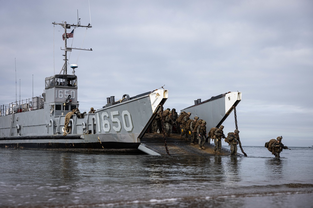 2/2 Little Creek DFT Amphibious Assault Day 2