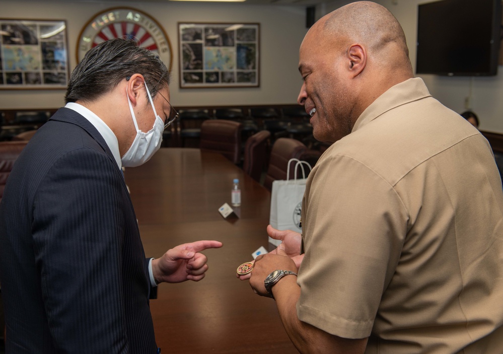 Nagasaki Governor visits CFAS