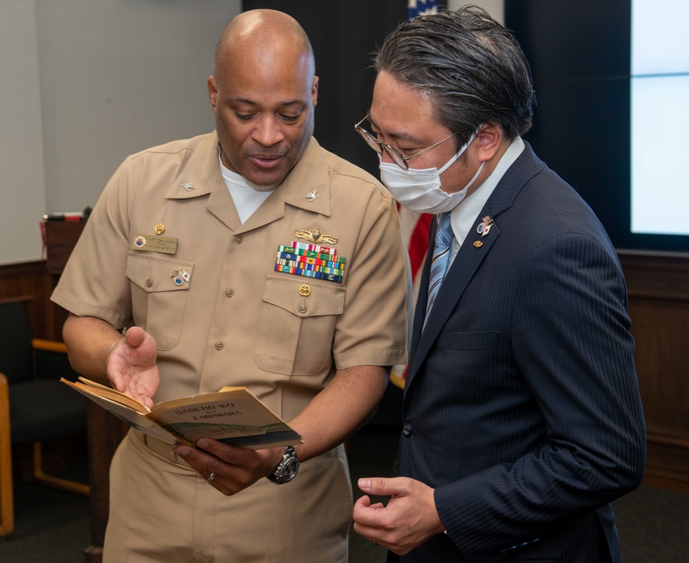 Nagasaki Governor visits CFAS