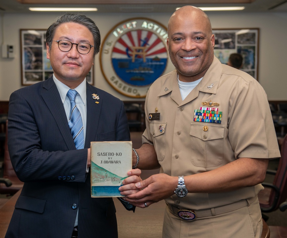 Nagasaki Governor visits CFAS