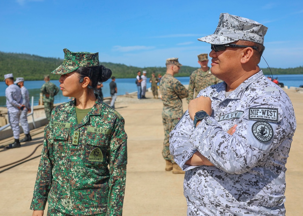 MARFORPAC Marines tour Naval Detachment Oyster Base during PHL-MARFORPAC M2M Staff Talks