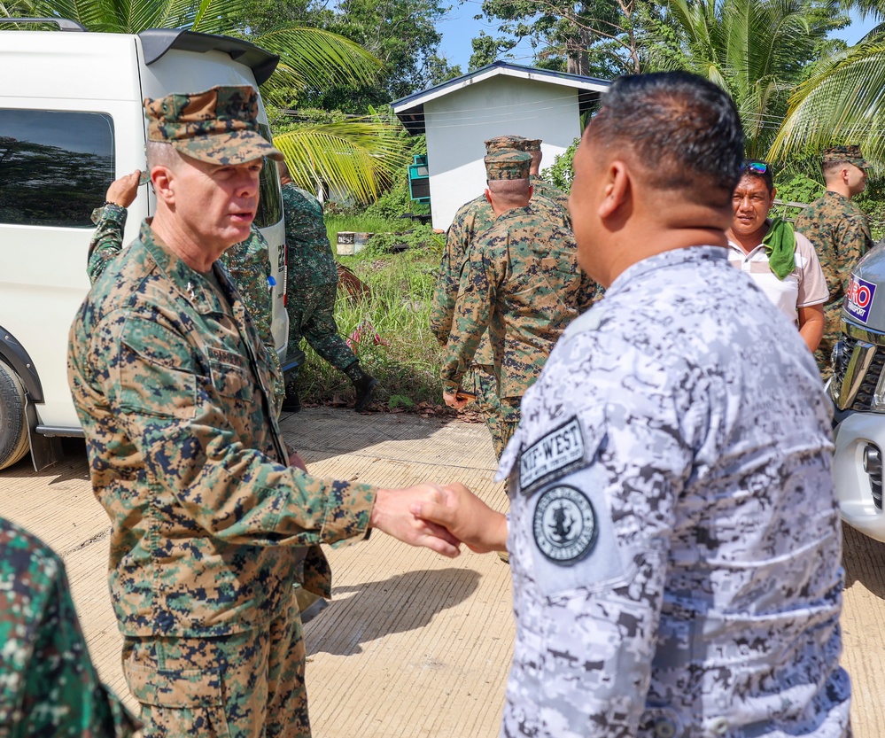 MARFORPAC Marines tour Naval Detachment Oyster Base during PHL - MARFORPAC M2M Staff Talks