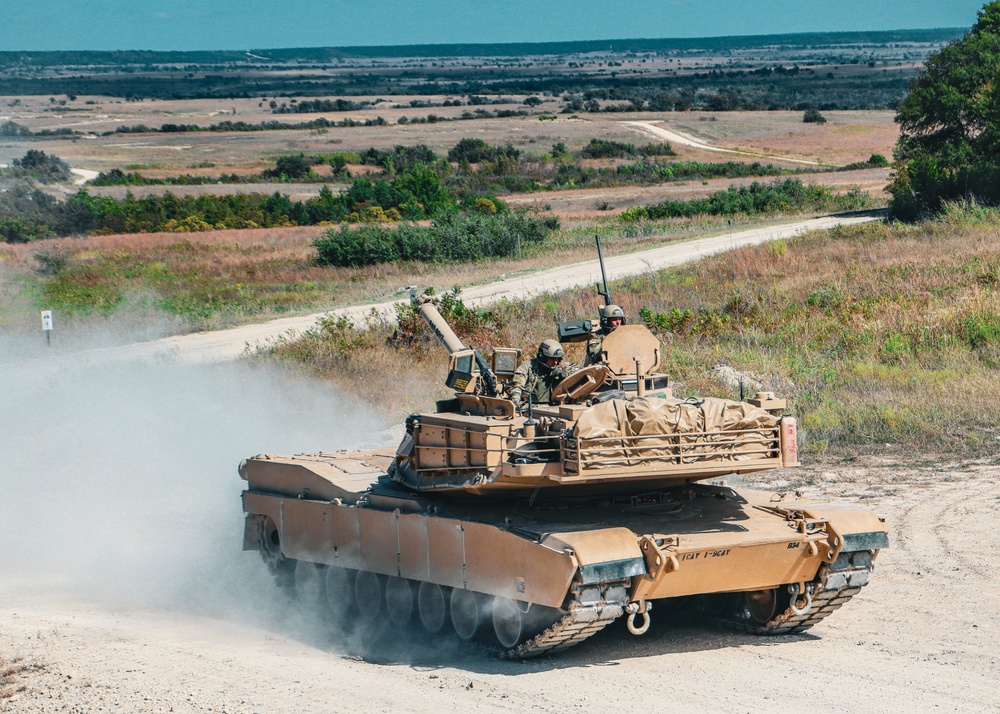 B Company 1-9 CAV Conducts Tank Gunnery