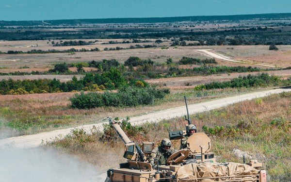 B Company 1-9 CAV Conducts Tank Gunnery