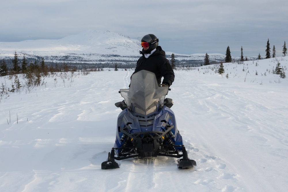 3rd ASOS special warfare Airmen conduct unsupported, sustained cold-weather training during Operation Agipen 2: Part I