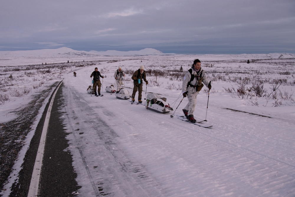 3rd ASOS special warfare Airmen conduct unsupported, sustained cold-weather training during Operation Agipen 2: Part I