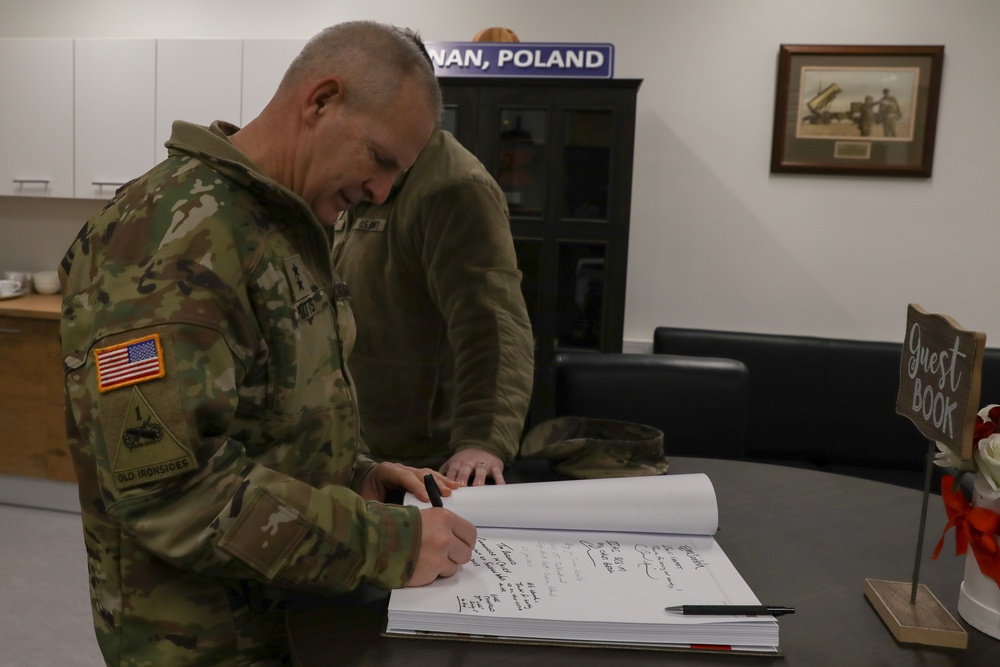 Senior Communications Official visits Camp Kościuszko