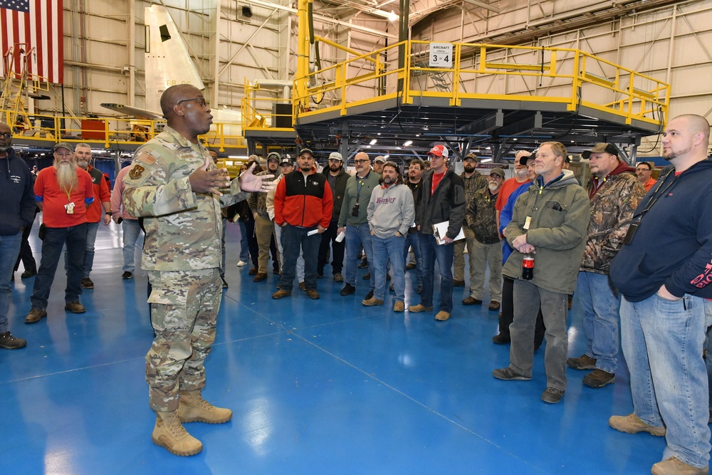 AFSC commander visits Robins: ‘Robins is bridge to future’