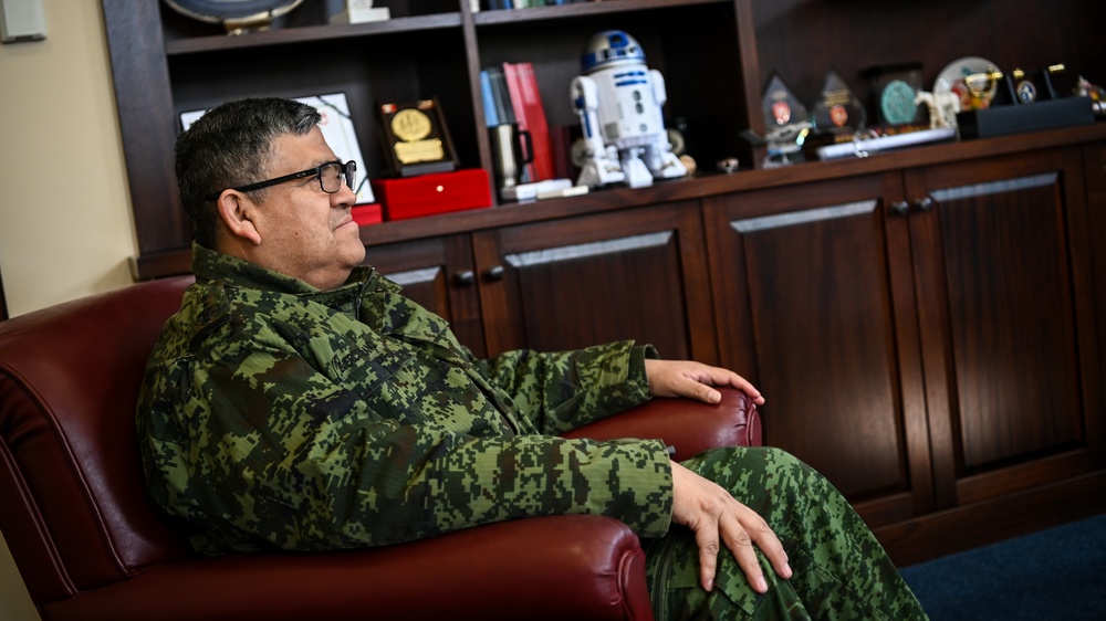 Colombian Military Attache Visits the IADC