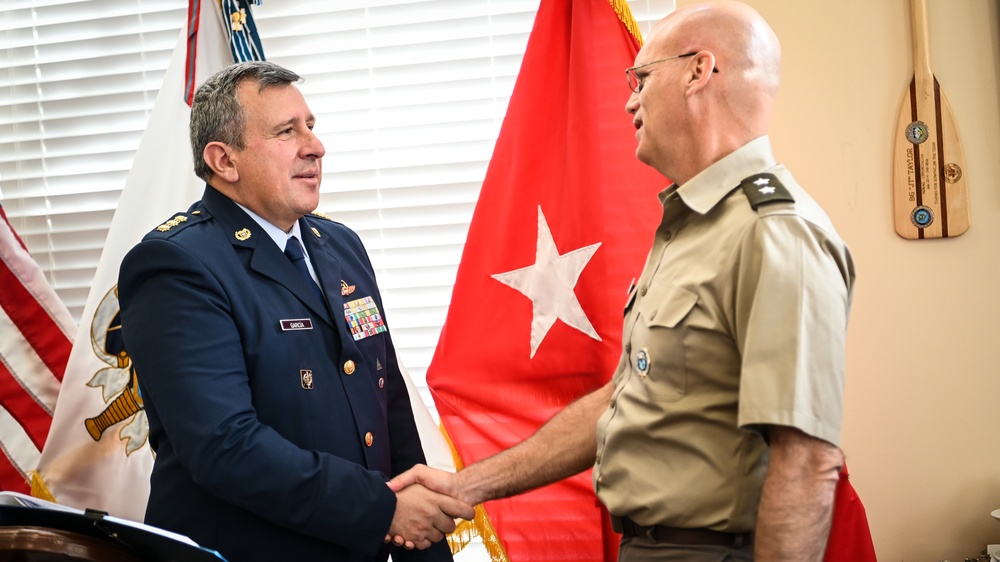 Colombian Military Attache Visits the IADC