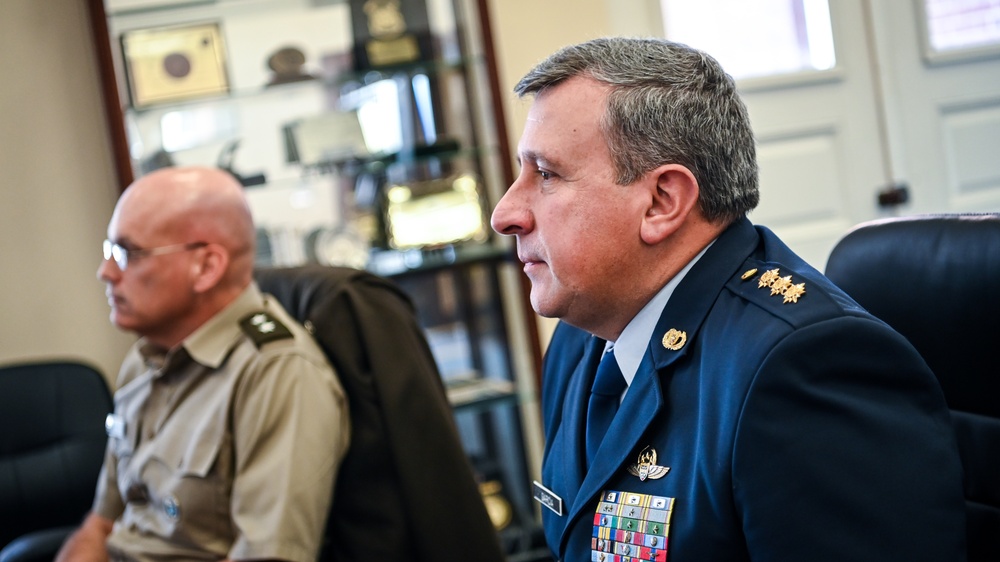 Colombian Military Attache Visits the IADC