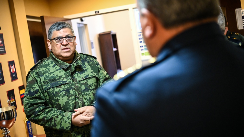 Colombian Military Attache Visits the IADC