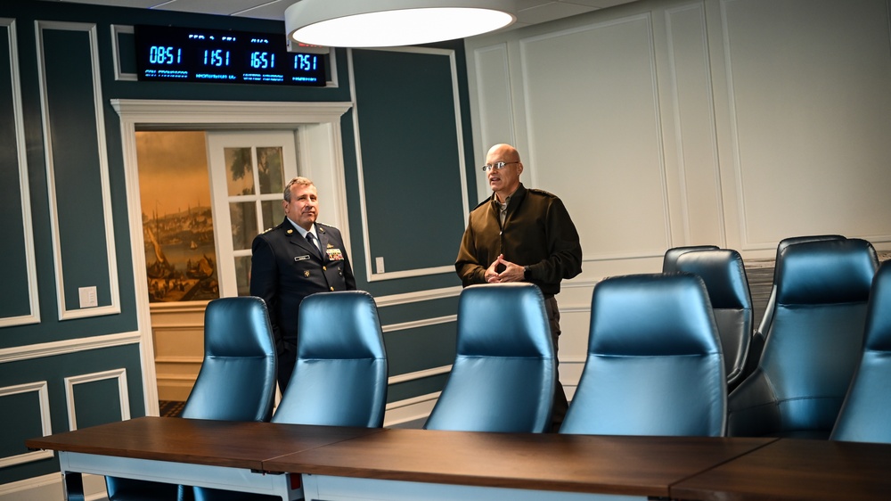 Colombian Military Attache Visits the IADC