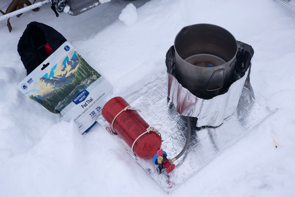 3rd ASOS special warfare Airmen conduct unsupported, sustained cold-weather training during Operation Agipen 2: Part II