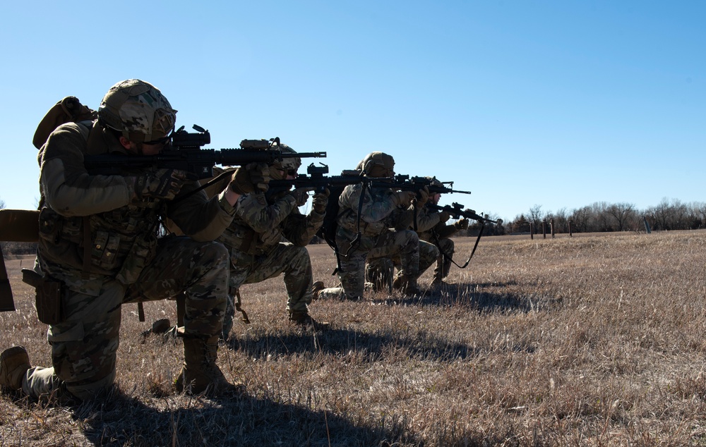 22 SFS conducts helo training with U.S. Army