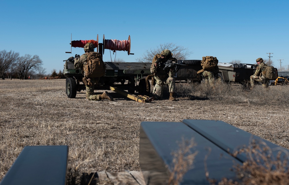 22 SFS conducts helo training with U.S. Army