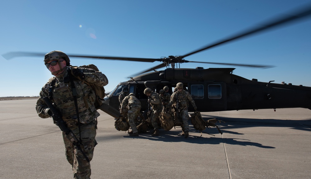 22 SFS conducts helo training with U.S. Army