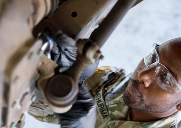 996th MCAS Mechanics Maintain Vehicles