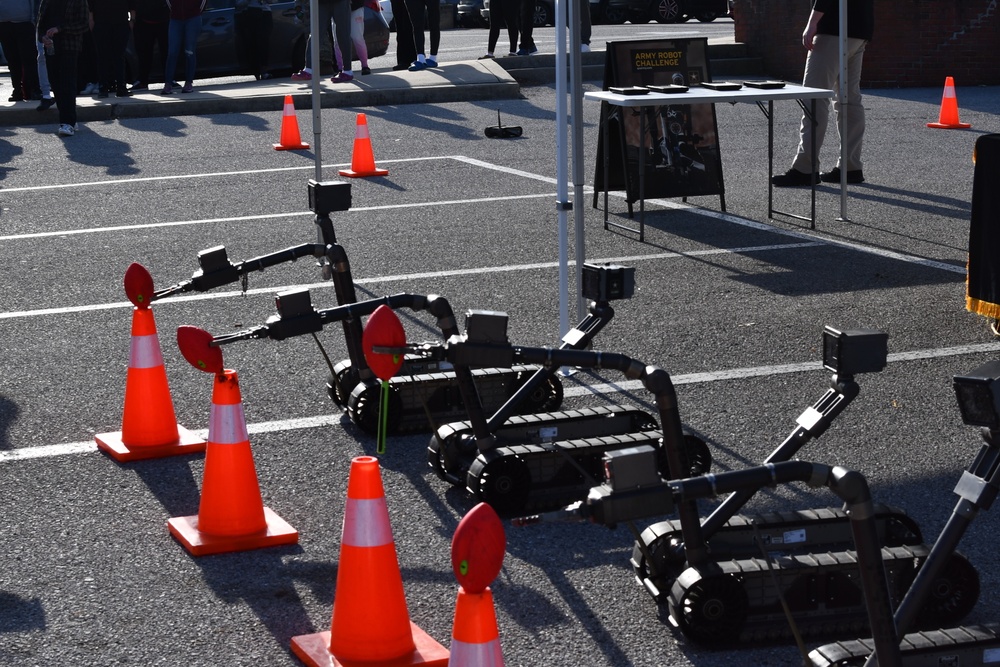 Students at Lansdowne learn Robotic control during the Army's Robot Challenge