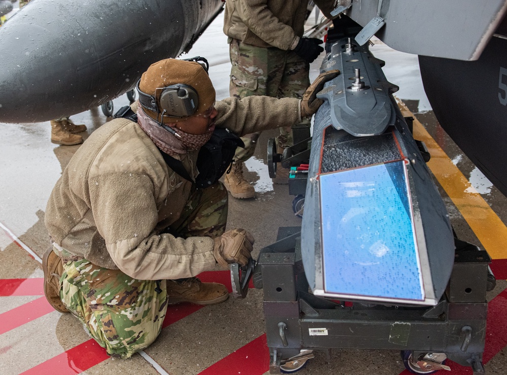 180FW Conducts Mission During Winter Weather