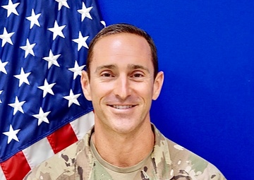 Command Photo of Capt. James B. Drake