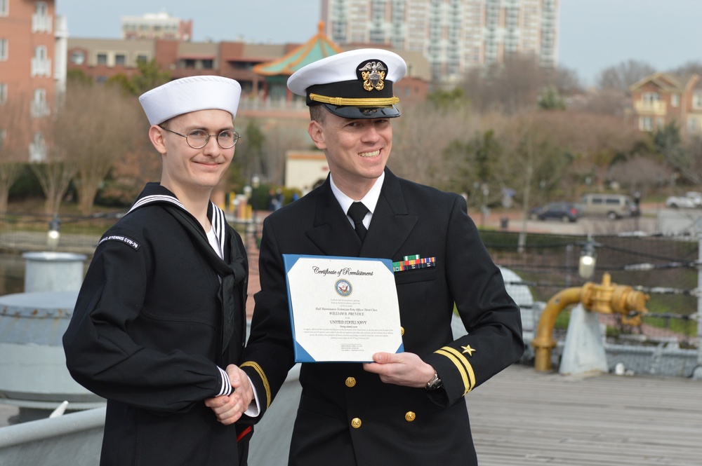 Naval Museum hosts a re-enlistment ceremony