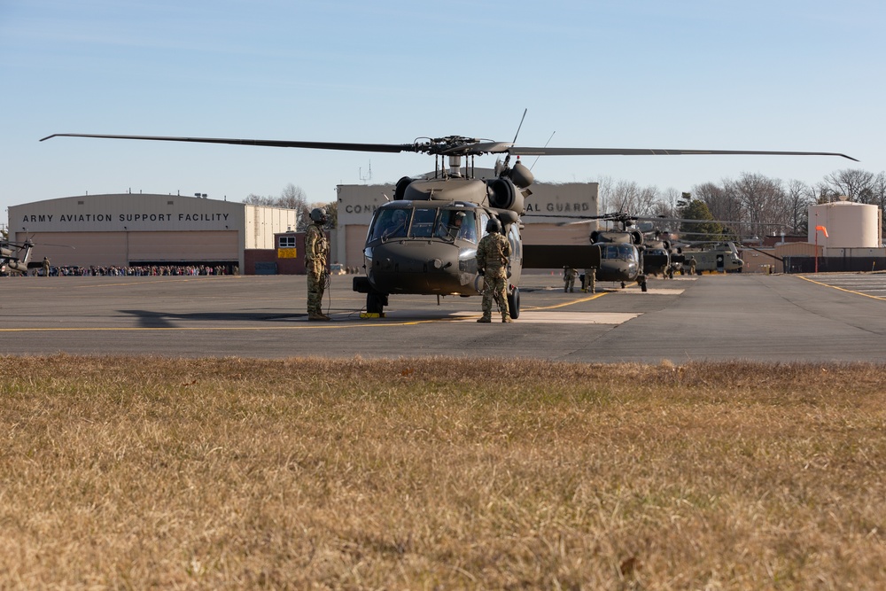 Connecticut Army Aviators Deploy to Support Operation Inherent Resolve