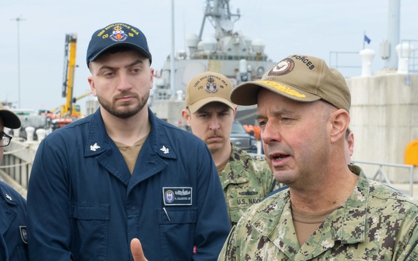 Vice Adm. Kilby visits PSE